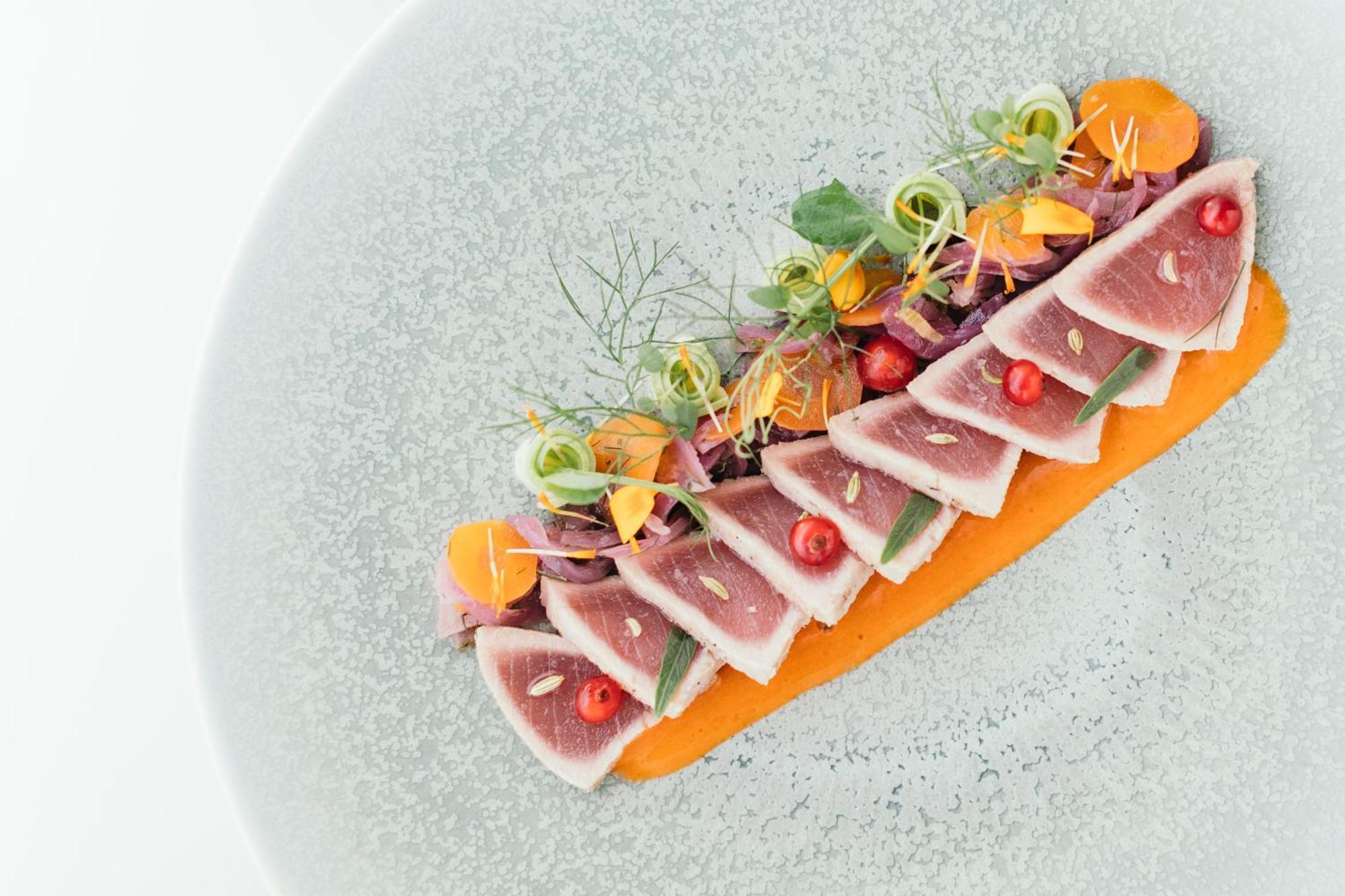 Le Carre D'Alethius Logis Hotel Restaurant Charmes-sur-Rhone Экстерьер фото