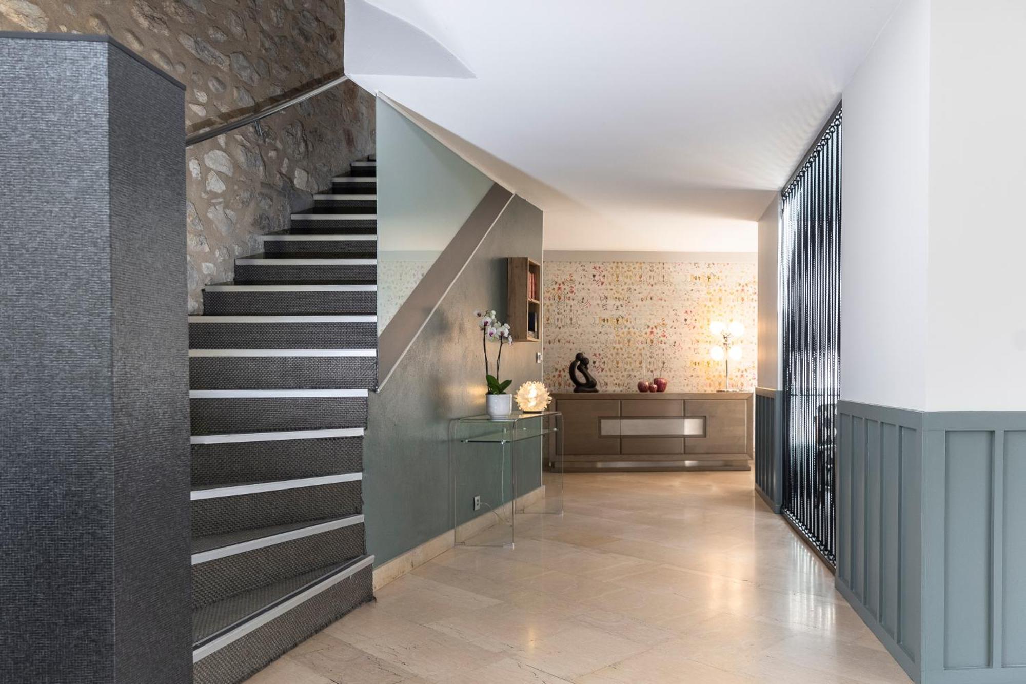 Le Carre D'Alethius Logis Hotel Restaurant Charmes-sur-Rhone Экстерьер фото