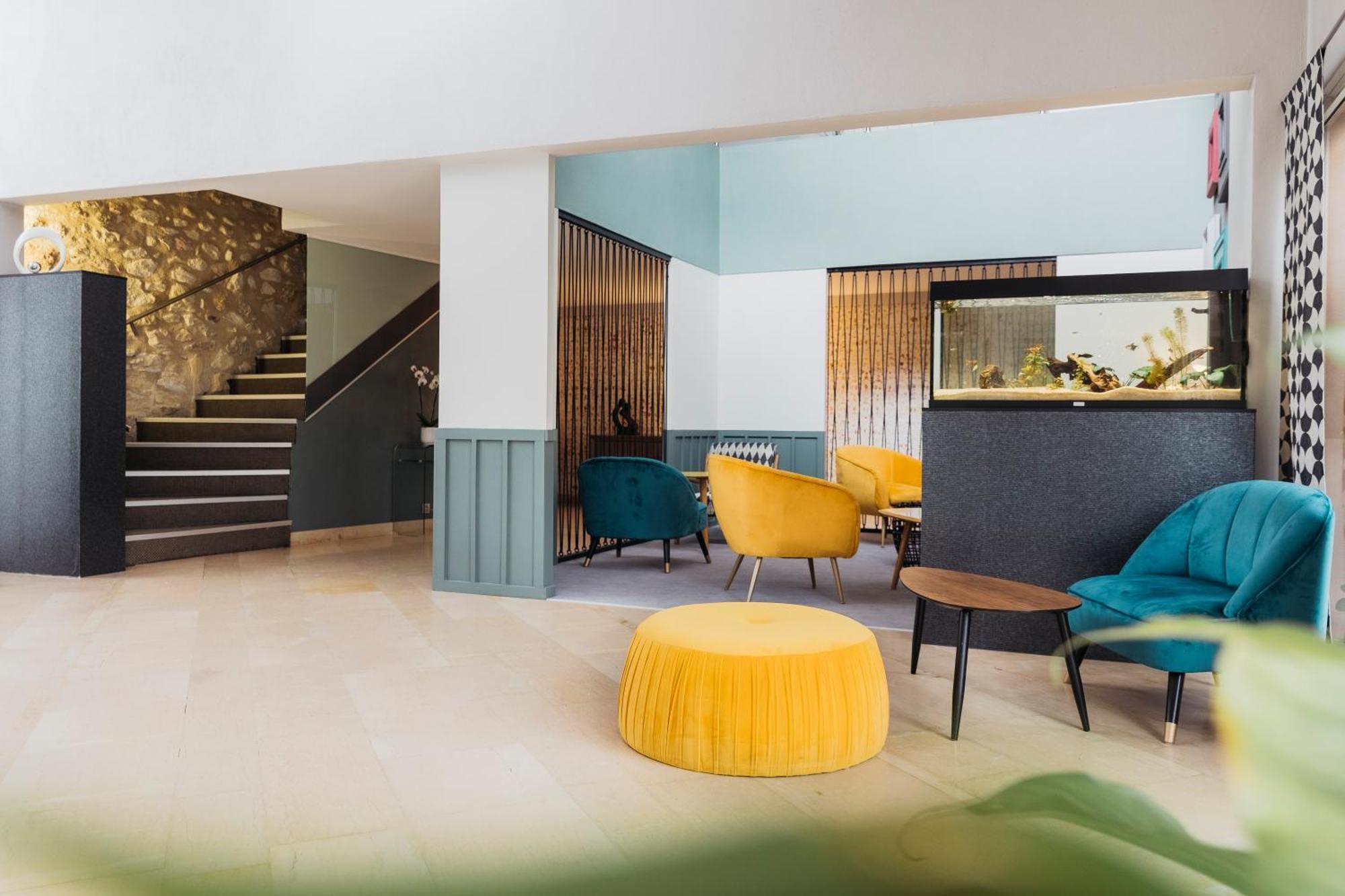 Le Carre D'Alethius Logis Hotel Restaurant Charmes-sur-Rhone Экстерьер фото