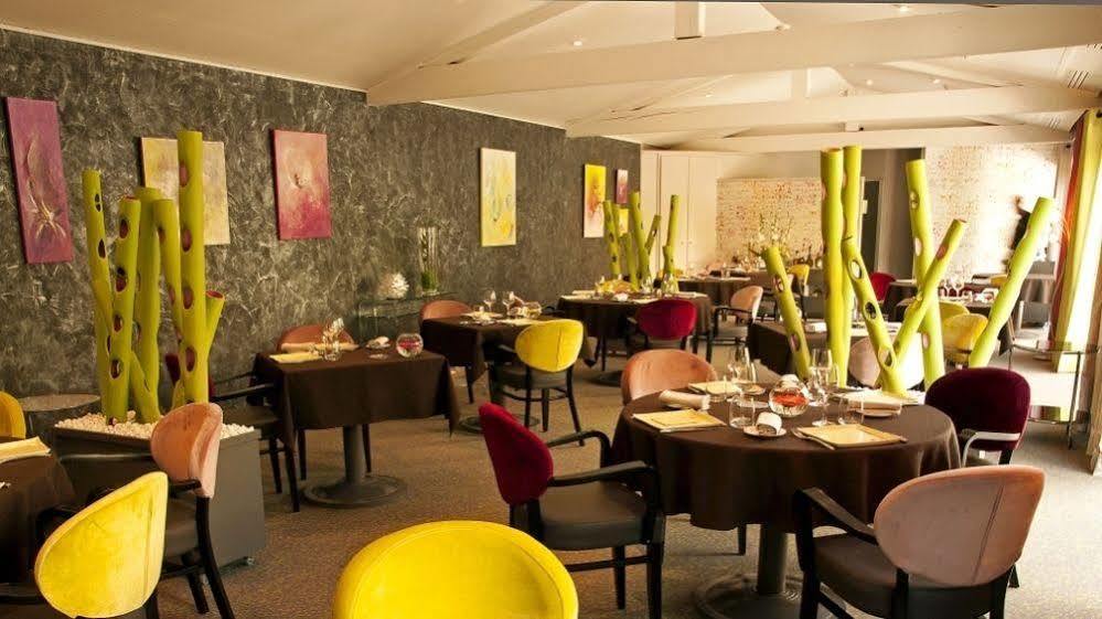 Le Carre D'Alethius Logis Hotel Restaurant Charmes-sur-Rhone Экстерьер фото