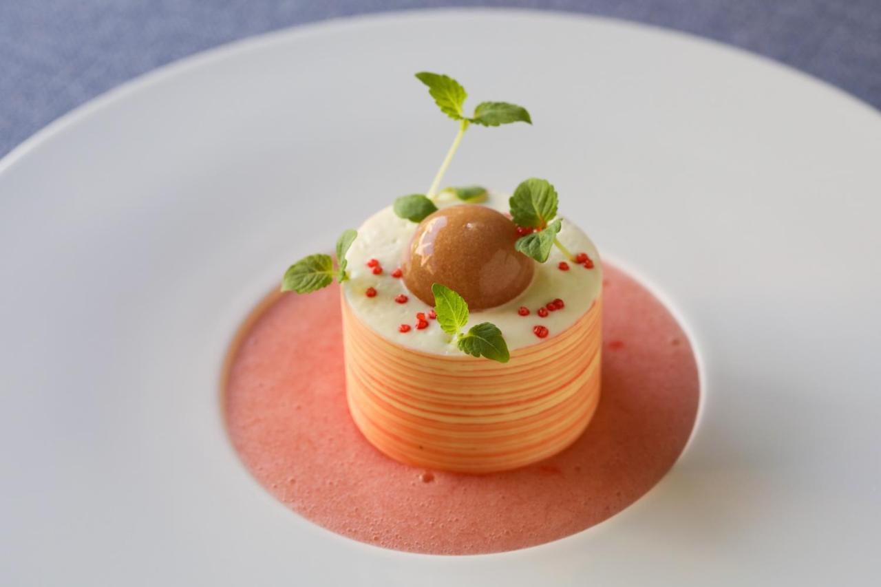 Le Carre D'Alethius Logis Hotel Restaurant Charmes-sur-Rhone Экстерьер фото